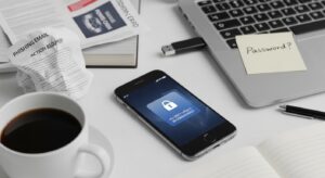 Najczęstsze błędy pracowników prowadzące do cyberataków